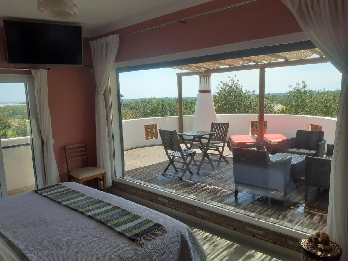 טאווירה Alojamento Local Patudos, Suite Com Terraco Privado מראה חיצוני תמונה